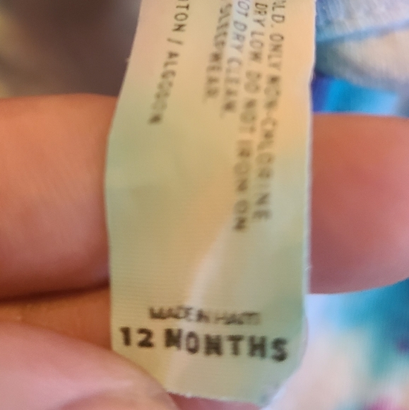 NEW 12 month Tie Dye Baby Onesie - Picture 3 of 4